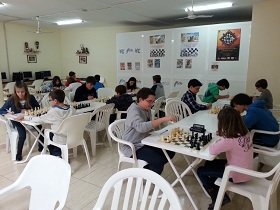 melillahoy.cibeles.net fotos 778 JUGANDO 1