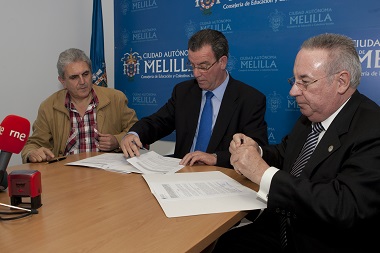 melillahoy.cibeles.net fotos 800 convenio com