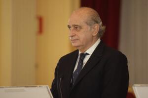 melillahoy.cibeles.net fotos 800 ministro com