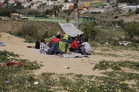 melillahoy.cibeles.net fotos 806 inmigrantes para psoe terc