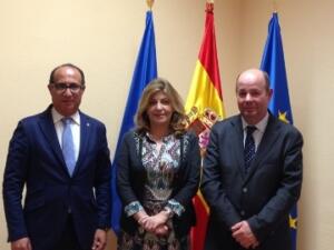 melillahoy.cibeles.net fotos 814 Delegado y Conesa con SE Empleo