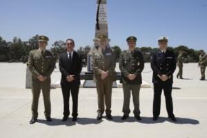 melillahoy.cibeles.net fotos 831 Artilleros Honor