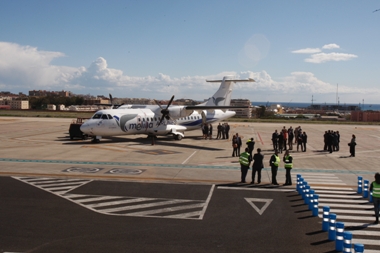 melillahoy.cibeles.net fotos 931 melilla airlines