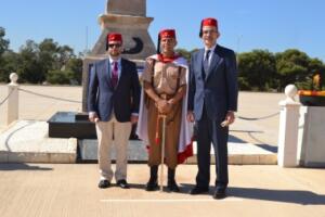 melillahoy.cibeles.net fotos 1008 Coronel Pardo junto a los nuevos Regulares de Honor