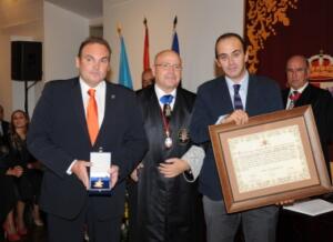 melillahoy.cibeles.net fotos 1008 medallas abogados