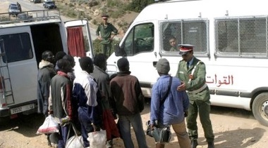 melillahoy.cibeles.net fotos 1116 inmigrantes devolucion policia marruecos d 1
