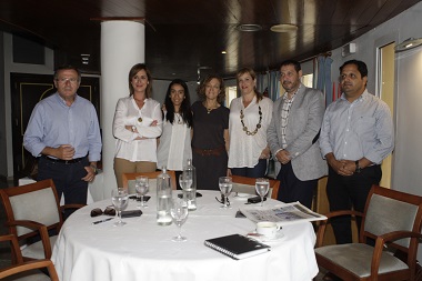 melillahoy.cibeles.net fotos 1236 oposicion com