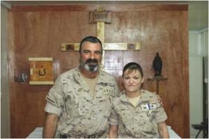 melillahoy.cibeles.net fotos 1350 miltiares religiosos