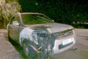 melillahoy.cibeles.net fotos 1379 coche quemado a BohA rquez 3 ddd