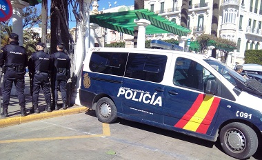 melillahoy.cibeles.net fotos 1499 policia