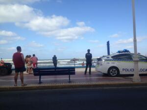 melillahoy.cibeles.net fotos 1662 Policia local en la playa