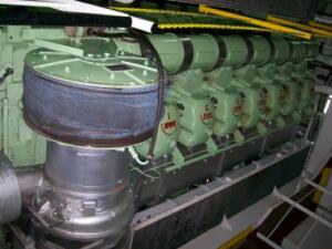 melillahoy.cibeles.net fotos 1672 turbinas del barco dd