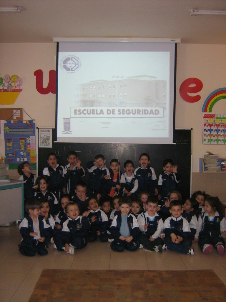 melillahoy.cibeles.net fotos 1690 alumnos infantil