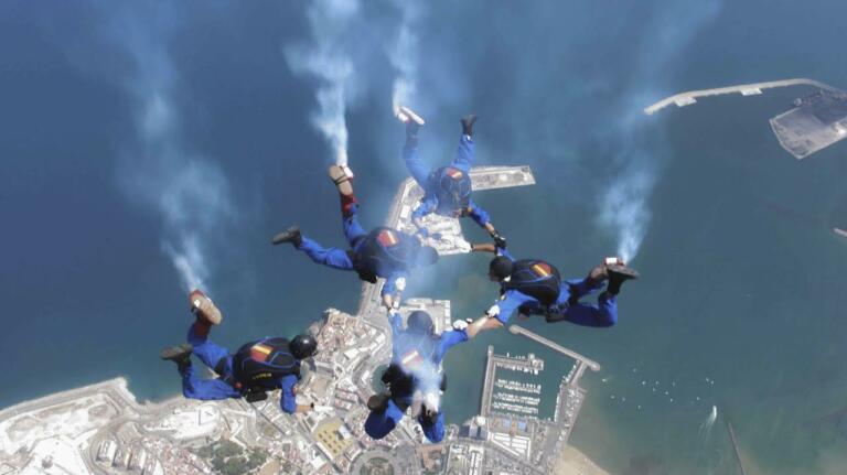 melillahoy.cibeles.net fotos 1702 paracadist