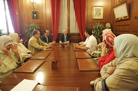 Imagen de archivo del presidente de la Ciudad en una reunión con los vecinos de la urbanización