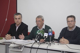 Imagen de archivo de Francisco Díaz junto a sindicalistas de UGT Melilla