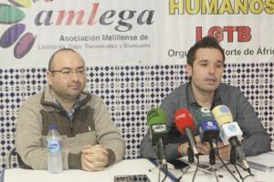 Rafael Robes (Amlega) y Rubén López (FELGTB) durante la rueda de prensa de ayer