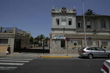 Fachada del Centro Asistencial