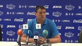 Julio Algar, entrenador del Lorca C.F.