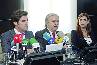 El 18 de diciembre de 2012, Pilar Parra asumió la Dirección tras el cese de José Luis Almazán