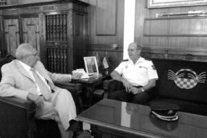Villabona, tras despedirse de Melilla en octubre de 2007, agradeció a Imbroda todas las atenciones recibidas en nuestra ciudad