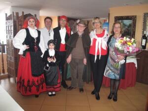 Algunos de los asistentes acudieron con el traje regional
