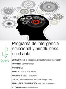Cartel de uno de los cursos programados