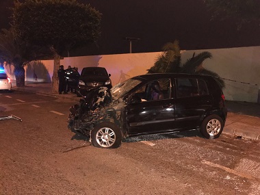 El accidente se produjo en torno a las seis y cuarto de la mañana de ayer en la Avenida de la Juventud, a la altura de la Iglesia de Santa María Micaela
