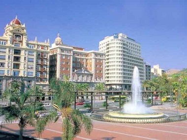 La céntrica plaza de la Marina acogerá la gran carpa promocional de Melilla