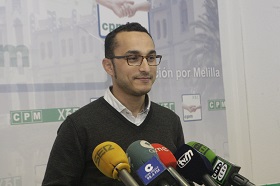 Ahmed asegura que es un “agravio” que ciudadanos del país vecino que vienen a comprar a la ciudad “duden” en venir por las “colas” que se forman de vehículos para cruzar a Melilla