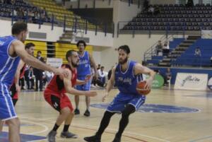 Pablo Almazán realizó un buen partido ante el Breogán