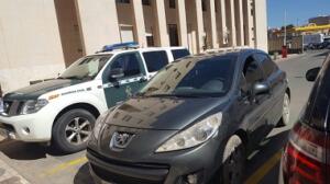 El coche se saltó los controles de seguridad del paso fronterizo de Farhana “a toda velocidad”