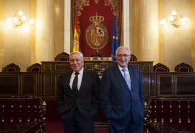 Juan José Imbroda y Enrique Bohórquez, en el Senado, durante la entrevista conjunta