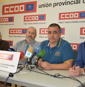 A la derecha Francisco López, aspirante a liderar 4 años CCOO Melilla