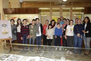 Foto de familia de TeAma, Aspanies y la consejera Mohatar