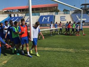 Los jugadores se ejercitaron ayer en el Estadio Municipal Álvarez Claro