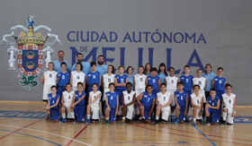 Foto conjunta de las dos Selecciones Melillenses de Minibasket