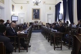 Imagen del Pleno en el que los presupuestos no salieron por la ausencia de dos diputados del PP a causa del retraso de un vuelo