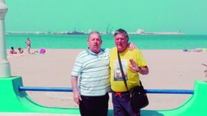 José Antonio Iniesta el viernes con su amigo Paco Moya