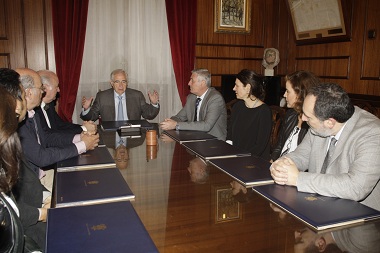 El presidente de la Ciudad recibió en su despacho a las directoras y los ponentes del seminario
