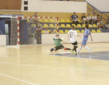 Nerea marco un golazo, que significó el 5-1