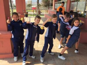 Algunos de los estudiantes participantes en la gimkana