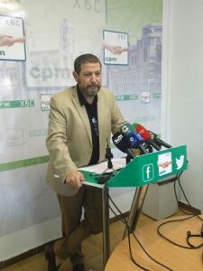 El presidente de CPM, Mustafa Aberchán ayer ante los medios