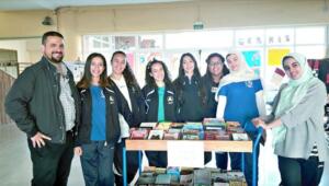 Recogida de libros en el centro docente