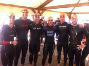 Componentes del Club Natación Melilla, compuesto por Álvaro Martínez, Juan Mario Quesada, Antonio Torres, Eduardo Calderay, José A. Estrada y Luismi Ruiz