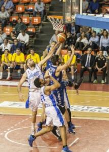 La igualdad fue la tónica predominante en los dos primeros duelos de la eliminatoria