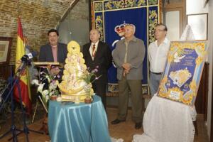 Momento de la presentación del cartel anunciador