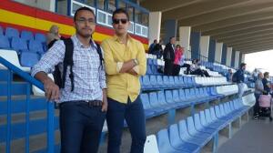 Los diputados Mohamed Ahmed y Rachid Bussian, en las pruebas físicas de las oposiciones