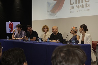Maria León y Arturo Valls entre otros compañeros del cine o la televisón