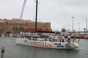 Tripulantes de la embarcación melillense